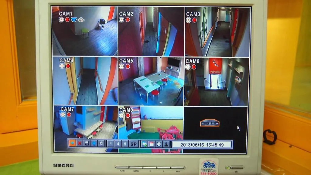 Popcorn Guesthouse Busan Station